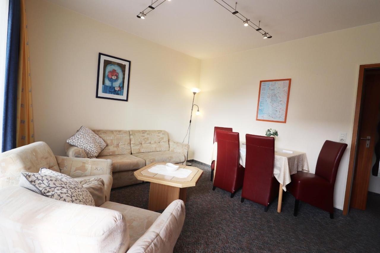 Haus Dithmarschen Wohnung 6 บือซุม ภายนอก รูปภาพ