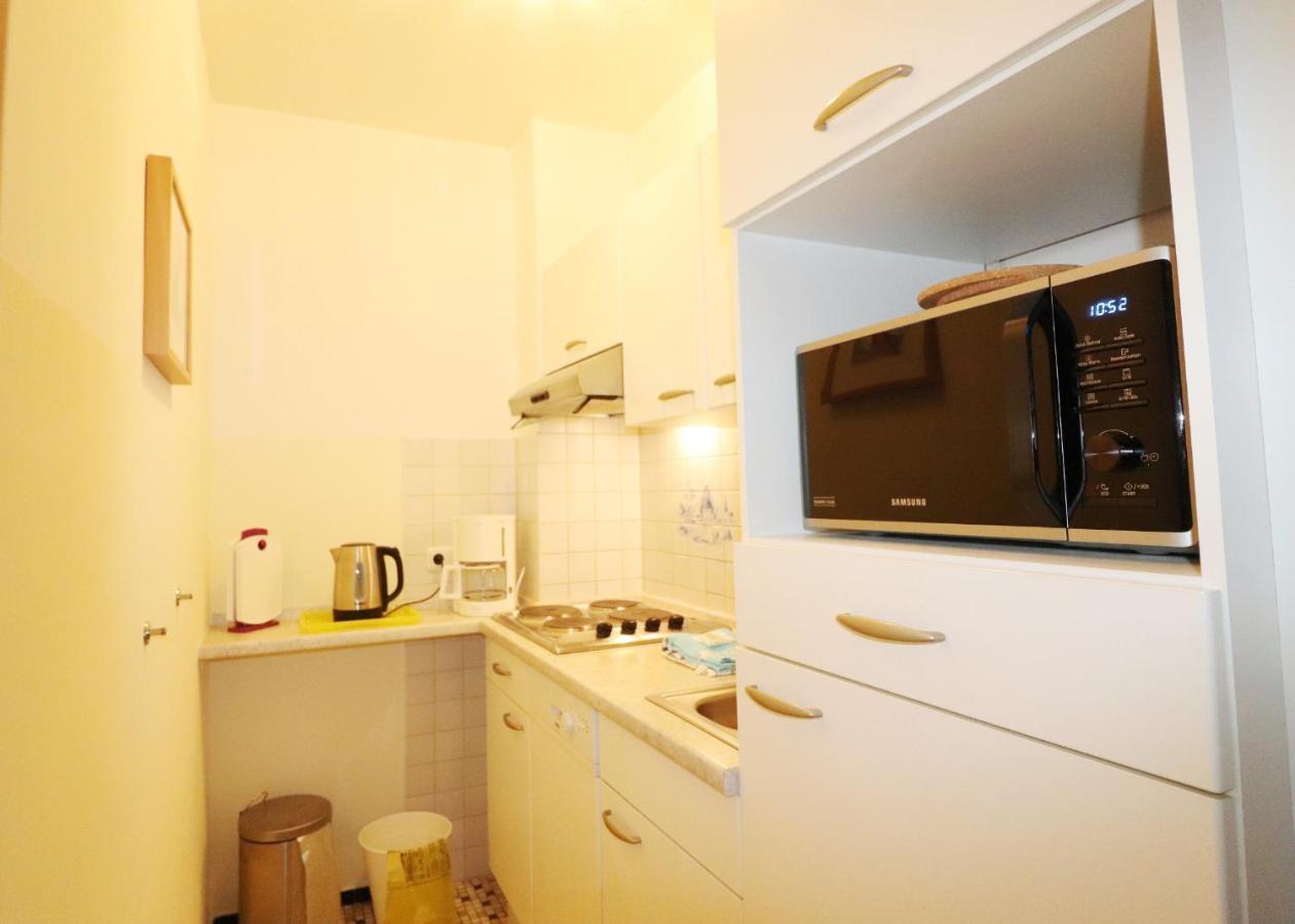 Haus Dithmarschen Wohnung 6 บือซุม ภายนอก รูปภาพ